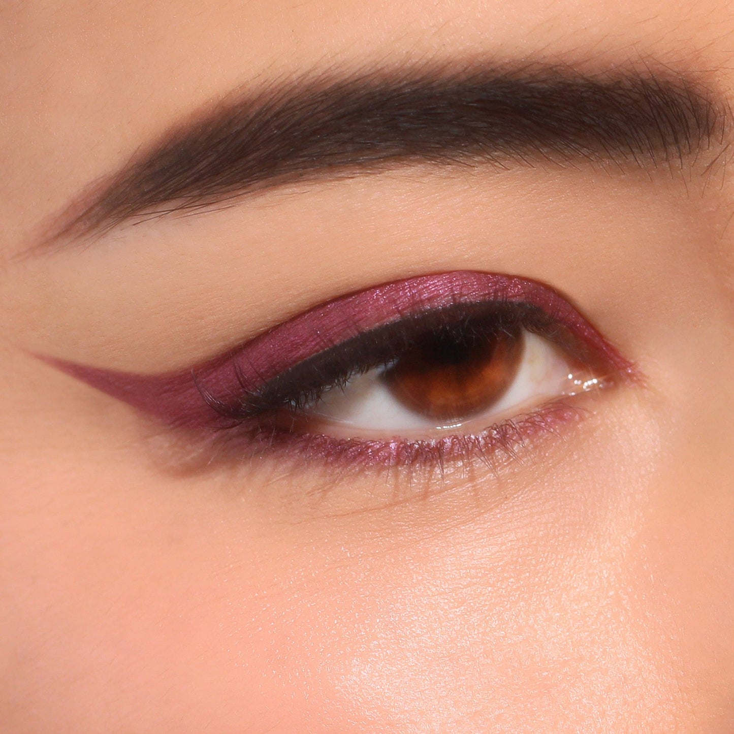 Statement Shimmer Liner (007, Metallic Plum)