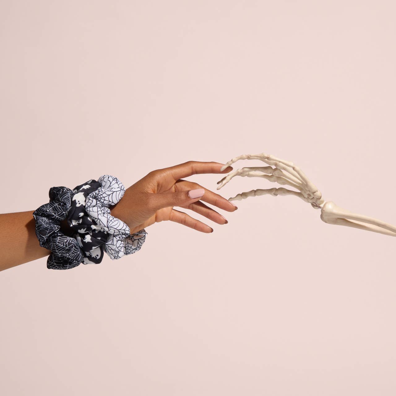 Cloud Scrunchies 3pc Set - Spiderweb